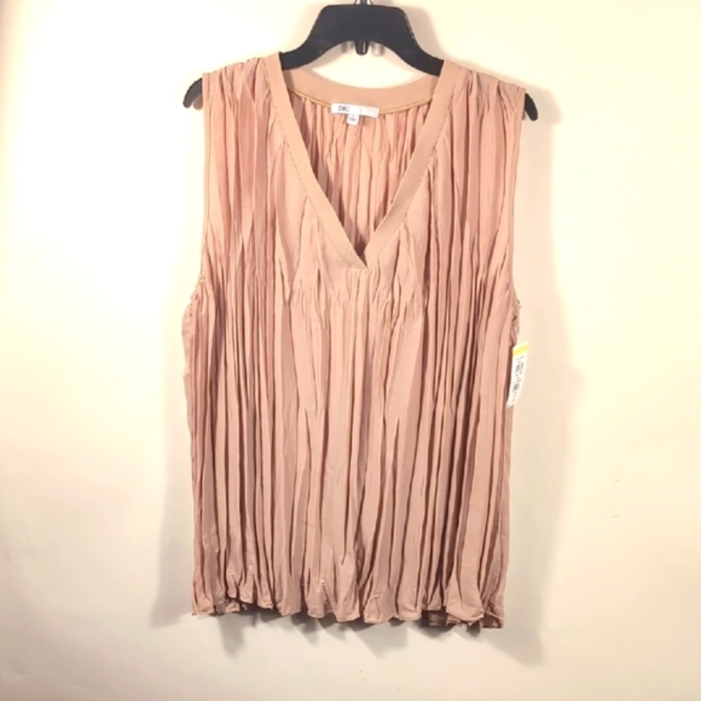 DR 2 Elegant Pleated Tan Top Size Large NWTG